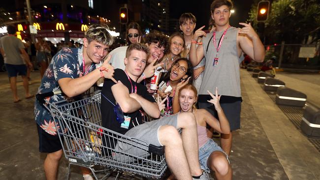 Schoolies 2019. AAP Image/Richard Gosling