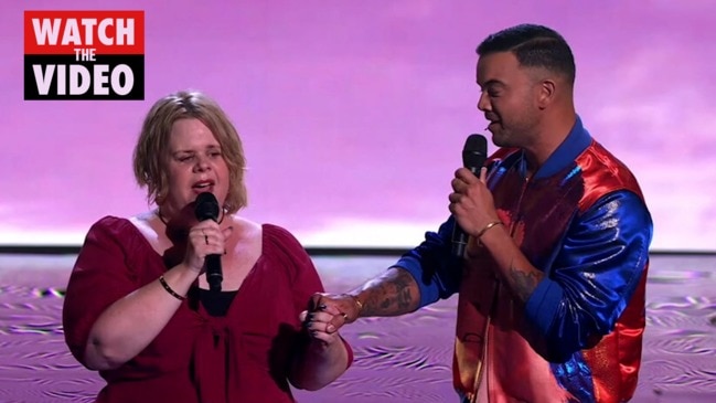 The Voice judge Guy Sebastian duets with blind singer (The Voice)