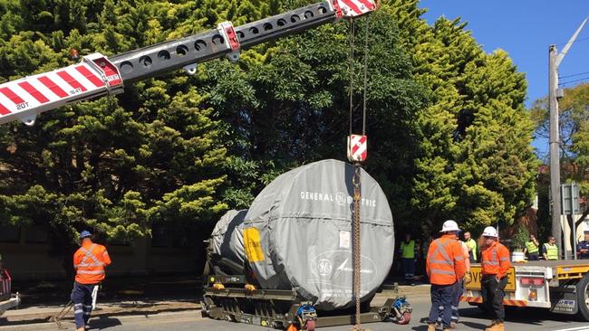 A passing crane sped up the recovery of the fallen engine. EXCLUSIVE PICTURES: John Grainger