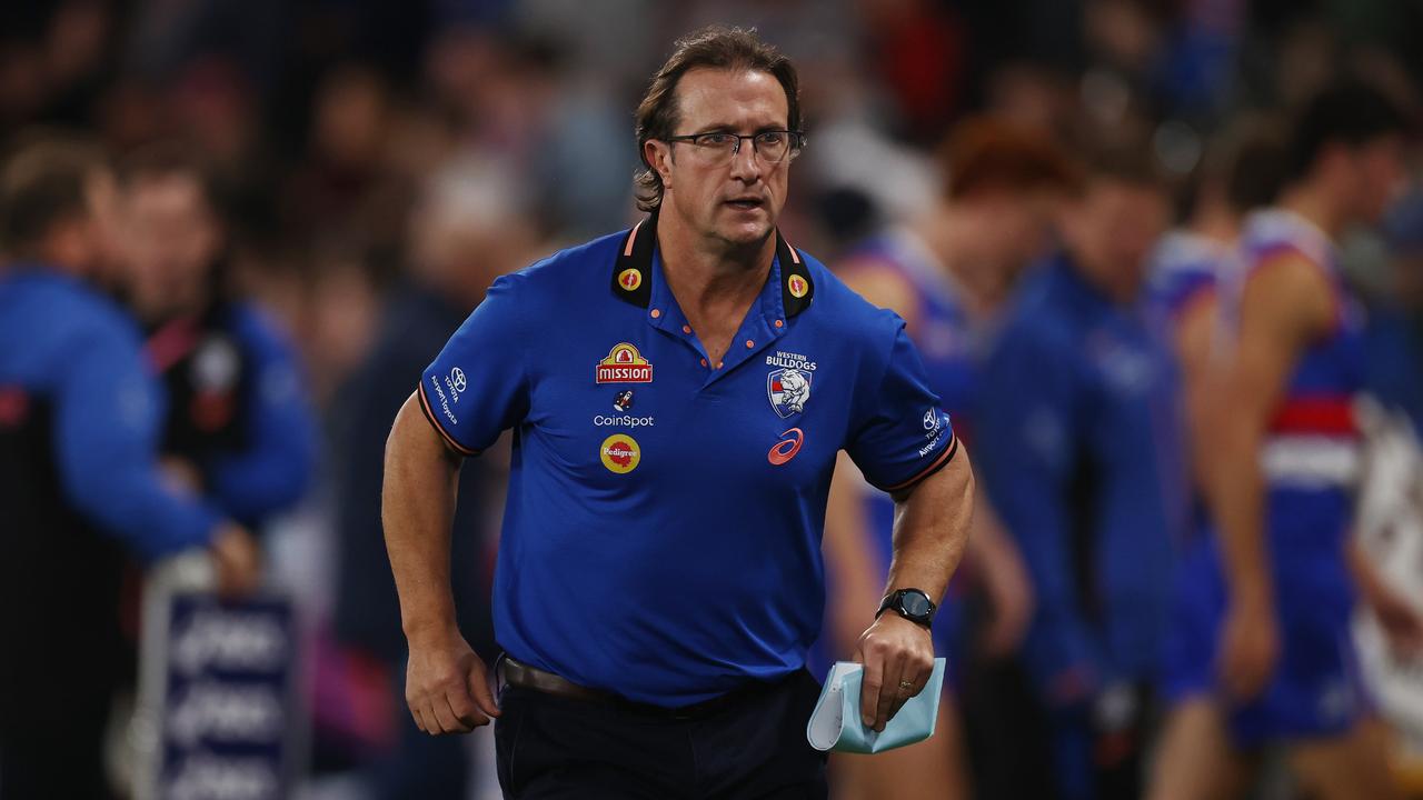 2023 was a season of challenges and pressures for the Bulldogs and coach Luke Beveridge. Picture: Michael Klein