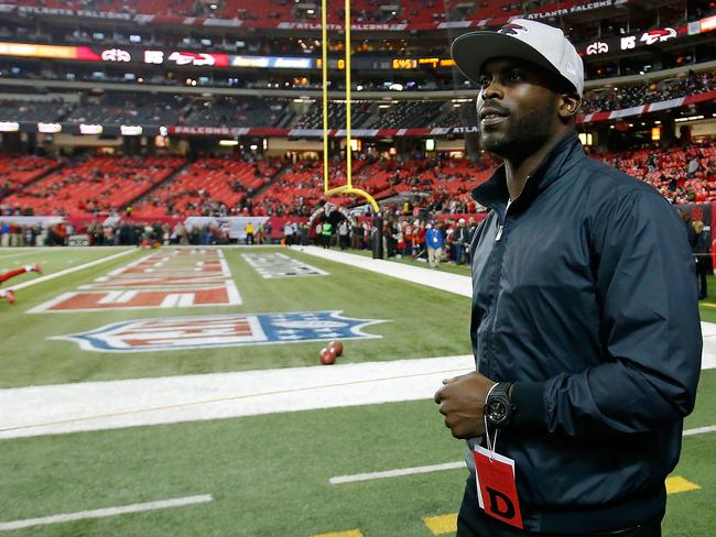 Falcons to honor Roddy White, Michael Vick with special retirement