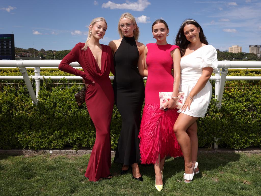 TAB Epsom Day racegoers (L-R) Sophie Murphy, Sarah Murphy, Arabella Glaesel and Caity Paine at Randwick Racecourse. Pcture: Jane Dempster