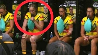 Jillaroos pre-game method raises eyebrows. Image: Fox Sports