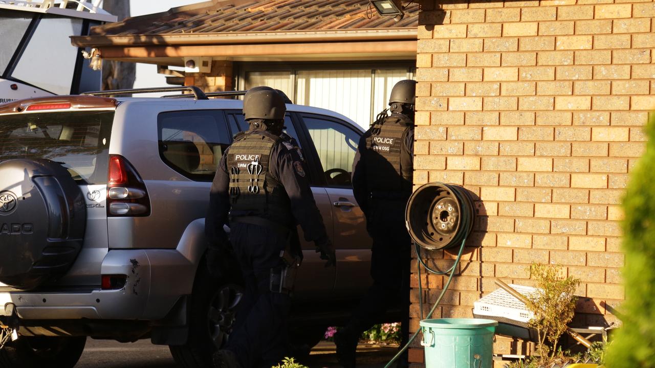 Gang Rivalry Over Woman May Have Sparked Sydney Shootings, NSW Police ...