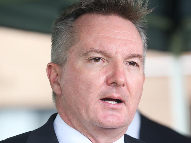 SYDNEY, AUSTRALIA: NewsWire Photos: JANUARY 16 2024: Minister Chris Bowen addresses the media with The Prime Minister, Anthony Albanese, Premier Chris Minns  and Assistant Minister Jenny McAllister in a press conference in Northmead in Sydney today. Picture: NCA NewsWire / Gaye Gerard