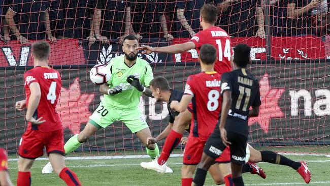SOCCER - 16/02/19 - A-LEAGUE - Adelaide United v Western Sydney Wanderers at Coopers Stadium. Oriol Riera heads the ball to score Sydney goal. Picture SARAH REED