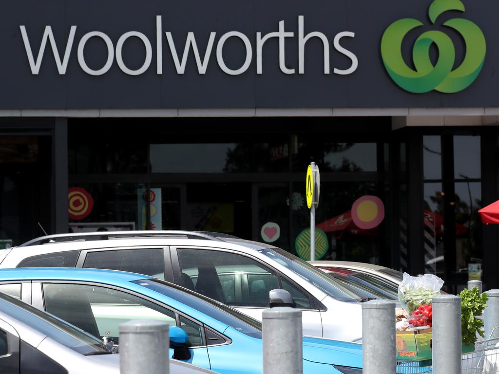 Coles and Woolworths announce 'game-changing' Black Friday deals