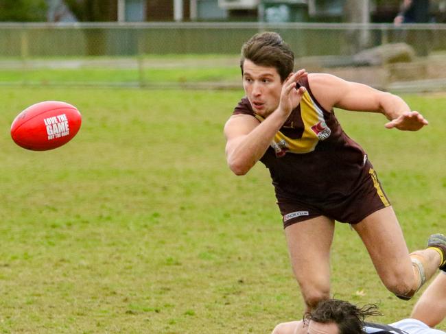 Luke Hannon keeps his eyes on the ball. Picture: Dave Nicholas