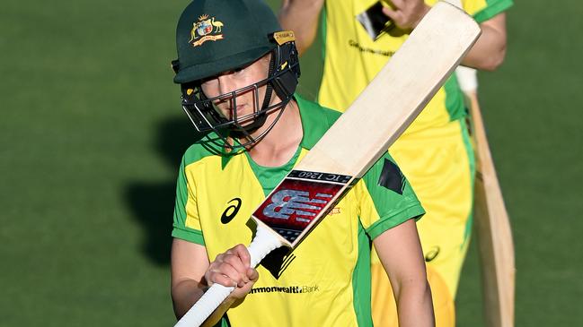 Lanning salutes her teammates after another incredible knock. Picture: Getty Images