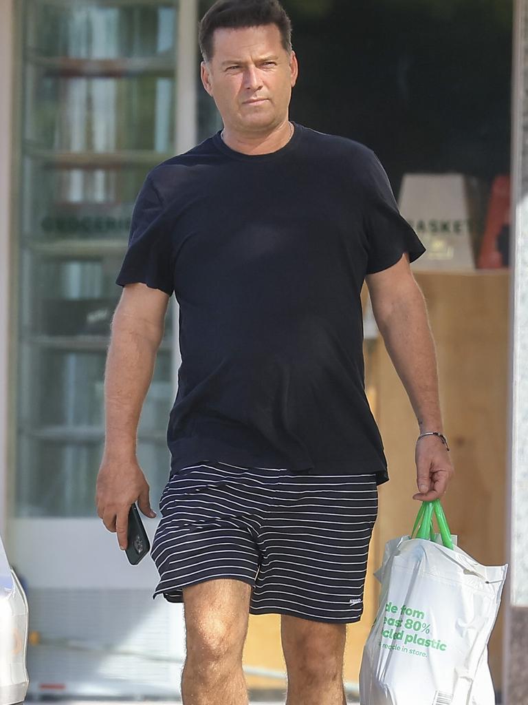 Today Show host Karl Stefanovic steps out solo, to pick up a few groceries in his home suburb of Castlecrag. Picture: MEDIA-MODE.COM