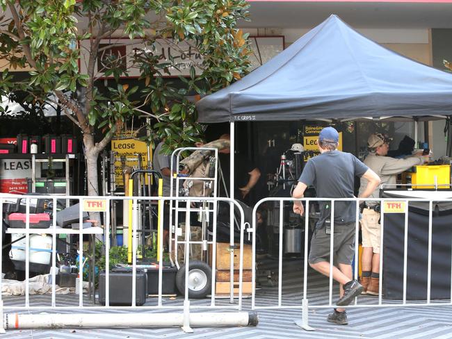 Film crews utilised the vacant Red Lotus restaurant on the Chinatown Mall. (Image AAP/Steve Pohlner)