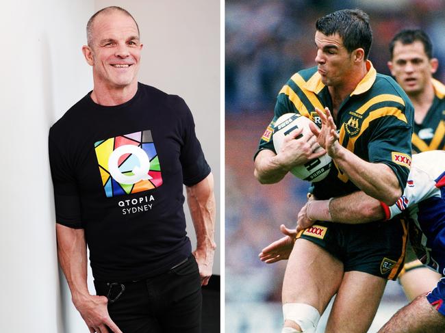 Itâs been 30 years since Ian Roberts bravely came out as a gay while on the 1994 Kangaroos tour, and now he has revealed which fellow tourists made that bold step an easier one.