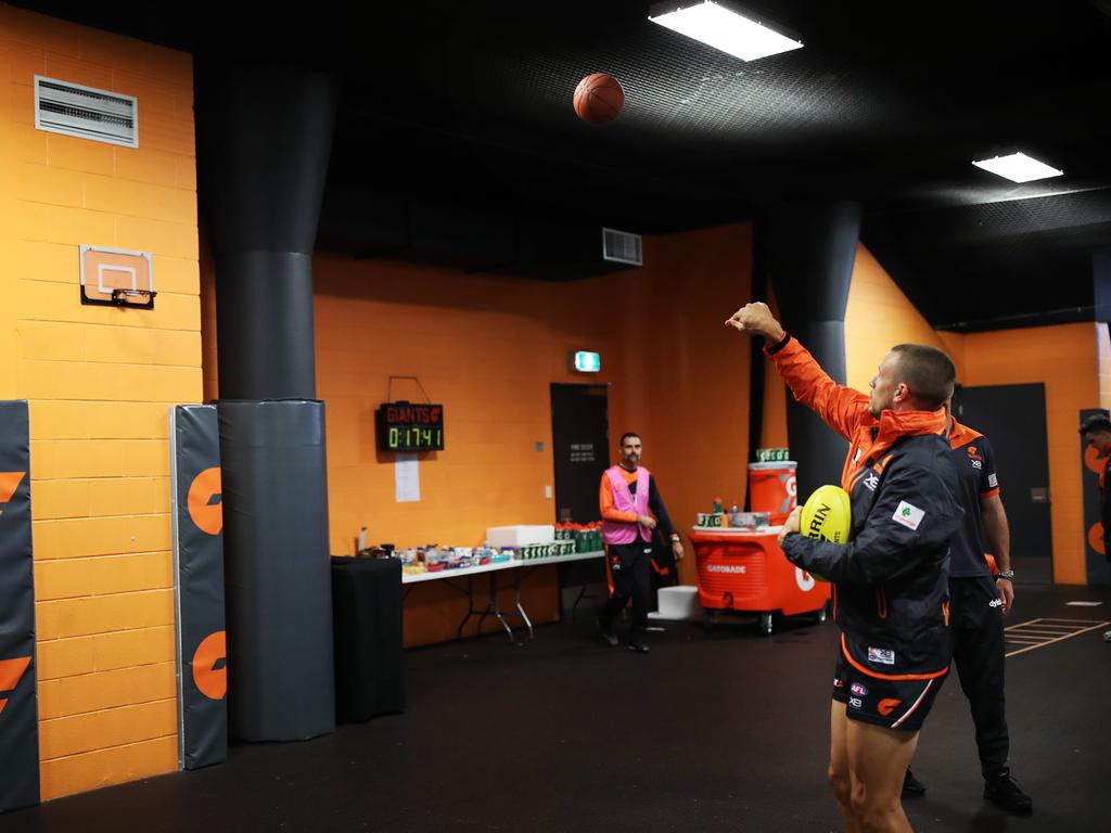 Brett Deledio shoot some hoops pre game. Picture: Phil Hillyard