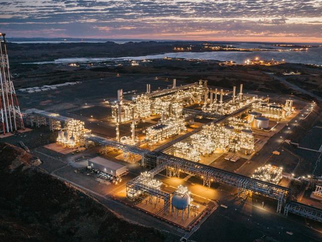 Pluto LNG Plant, onshore gas plant. Please credit Woodside