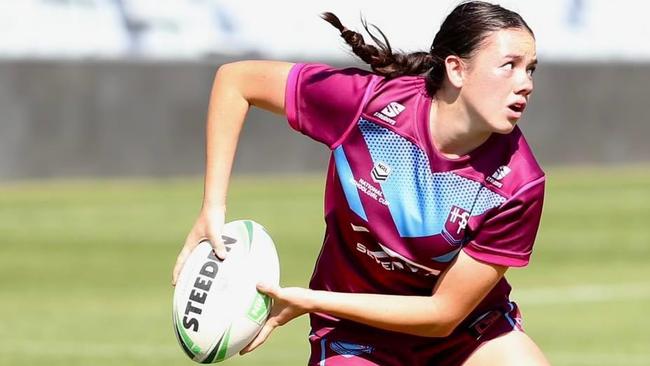 Captain Olivia Va'alele in action for Hills Sports High in the NRL Schoolgirls Cup this season. Picture: Andrew Tetley