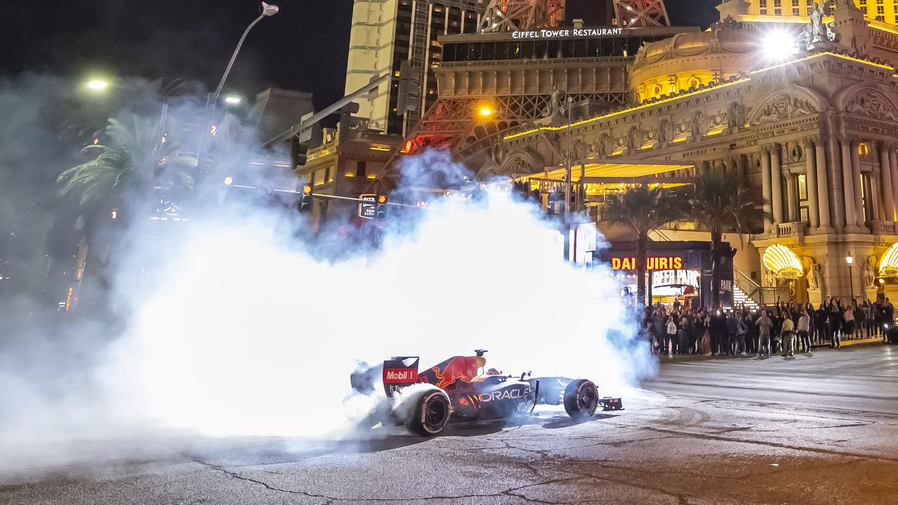 Las Vegas Grand Prix weather forecast, start times, calendar scheduling, and track layout
