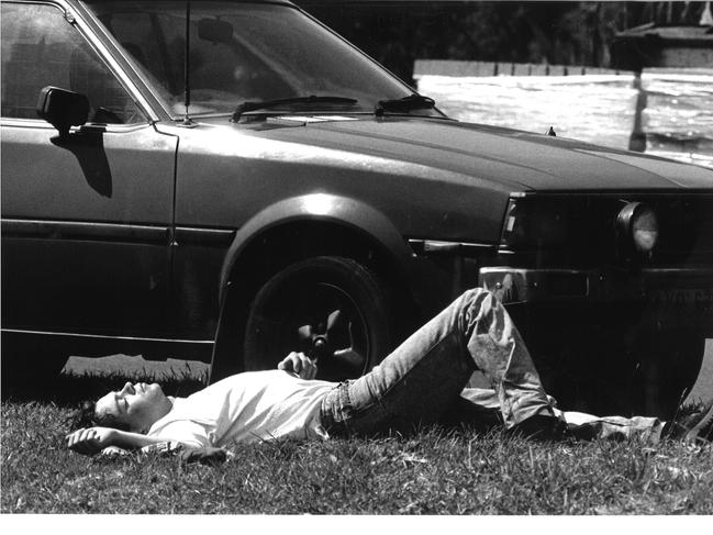 NYE aftermath in Price St, Torquay 1993