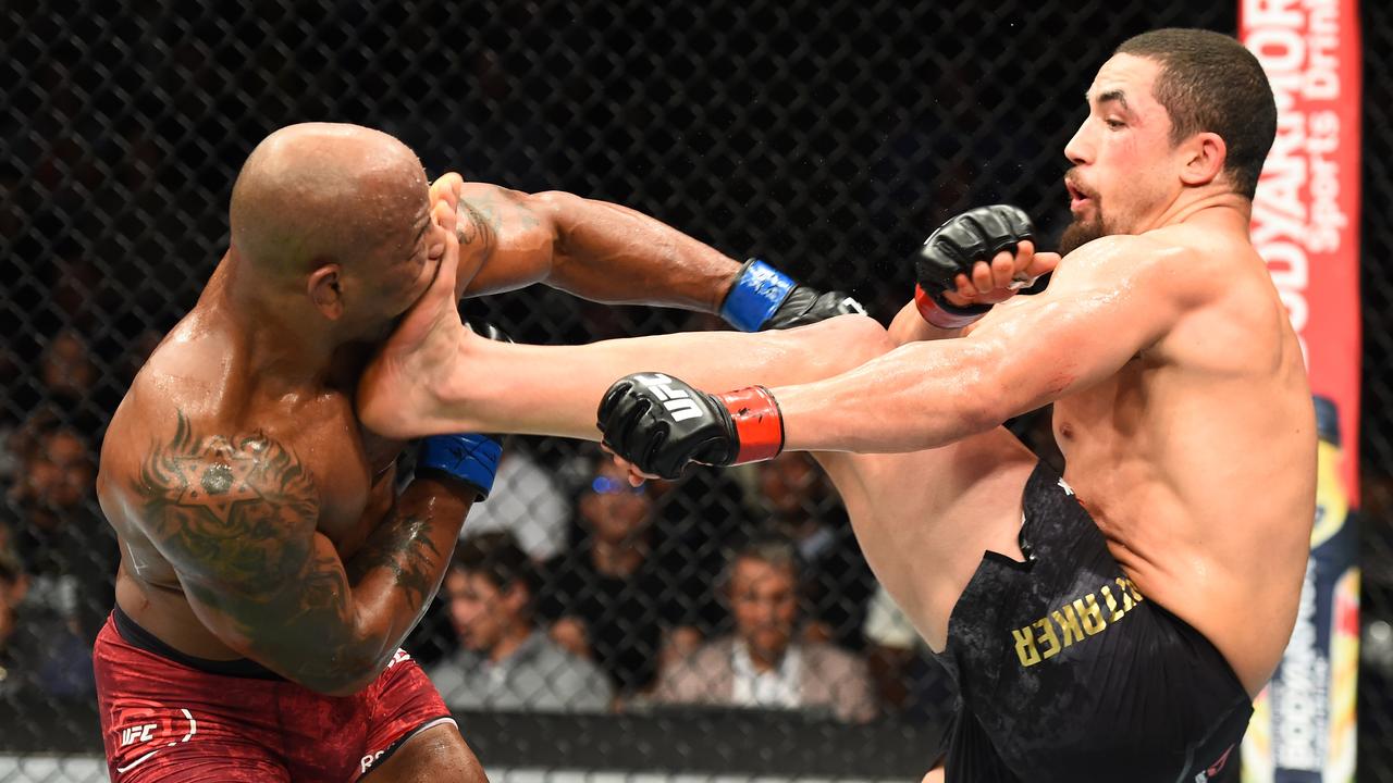 Robert Whittaker and Yoel Romero were in a truly incredible round.