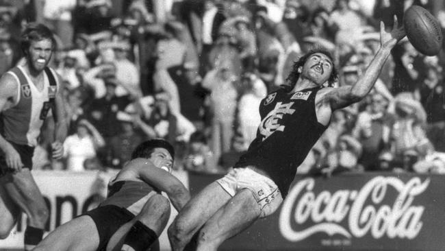 Ken Hunter was as tough as they came at Carlton.