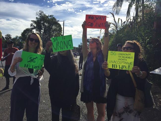 A NSW Council has delayed a 5G tower development because of conspiracy theorists protesting it. The regional town of Mullumbimby is the states’s north is fast becoming NSW’s conspiracy theory capital following anti vaxx and 5G tower protests supplied from Sherrie Yeoman.