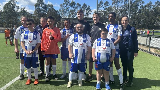 Macarthur FC players Jake Holman and Dean Bosnjak with the SNAPPaRoos at the 2024 Football4all Gala at Valentine Sports Park. Picture: Supplied