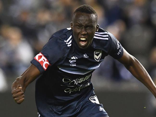 MELBOURNE, AUSTRALIA - NOVEMBER 06:  Thomas Deng of the Victory celebrates scoring a goal  during the round five A-League match between the Melbourne Victory and the Western Sydney Wanderers at Etihad Stadium on November 6, 2017 in Melbourne, Australia.  (Photo by Quinn Rooney/Getty Images)