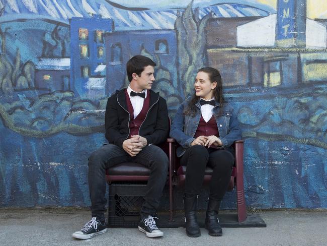 Mental health experts say banning the show 13 Reasons Why, starring Dylan Minnette and Katherine Langford, is a bad idea.