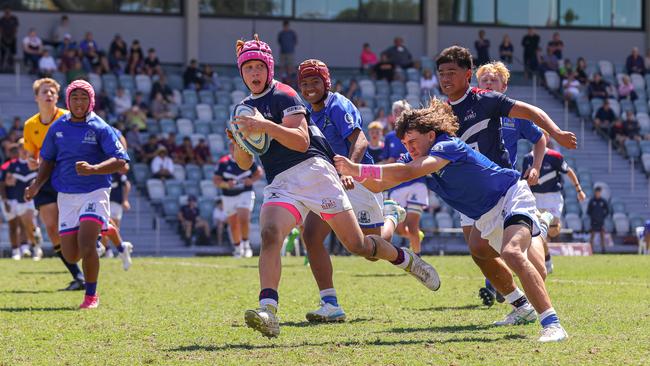 Buildcorp Emerging Reds Cup action from the day one match between Queensland Country Under-14s and Brisbane Junior Rugby Union Under-14s. Picture credit: QRU Media/ Erick Lucero.