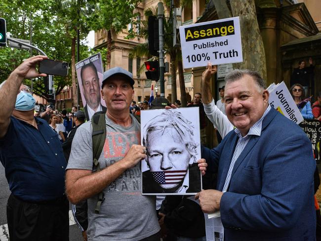 MP Craig Kelly speaks to participants of 'The Worldwide Rally for Freedom. Picture: NCA NewsWire / Flavio Brancaleone