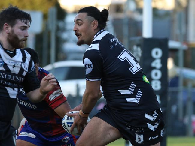 Henry Lealuga-Puhotau for Picton. Picture Warren Gannon Photography