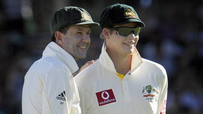 Steve Smith (right) has eclipsed Ricky Ponting (left) as the youngest Australian to score 4000 Test runs.