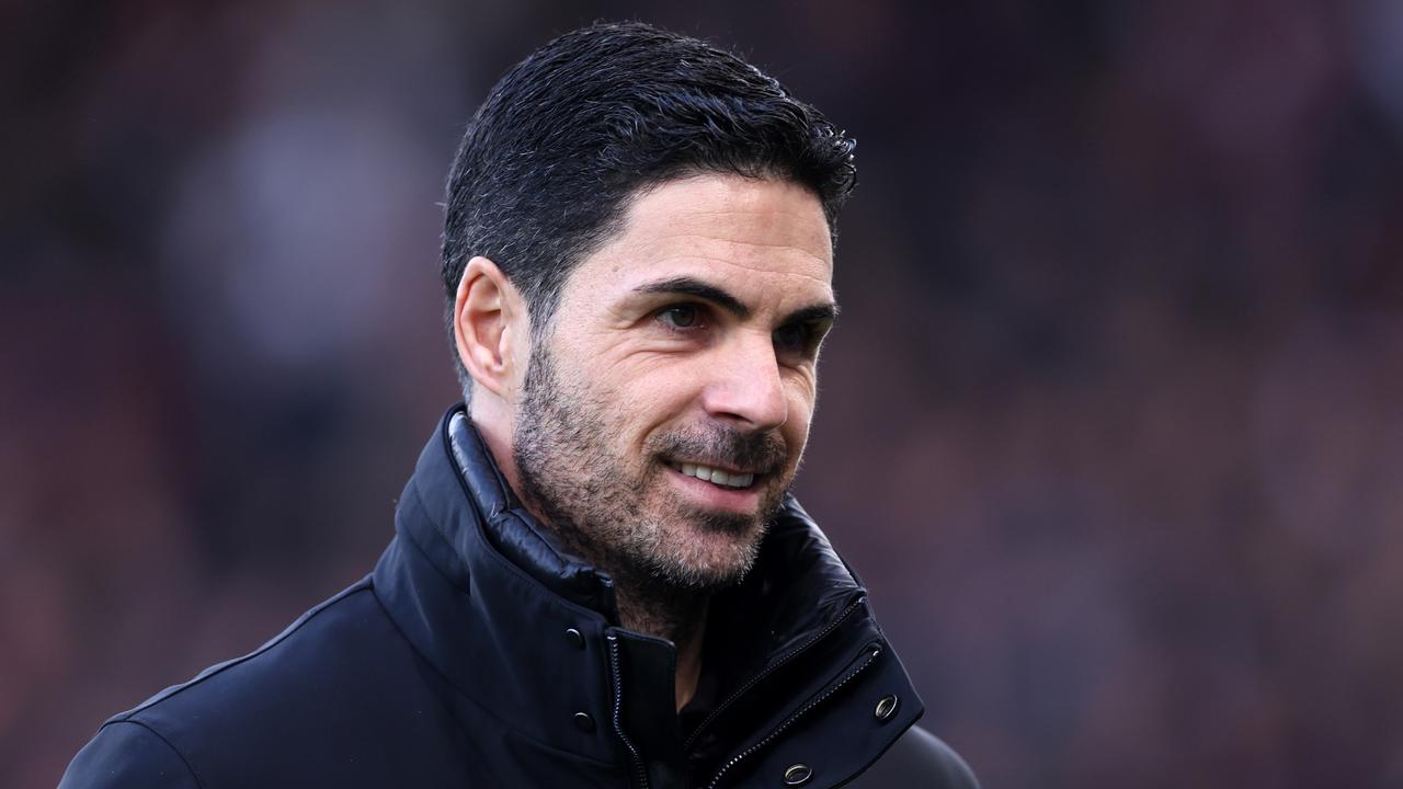 Arteta is hoping to gain a new left back either on a loan or permanent deal in January. (Photo by Alex Pantling/Getty Images)