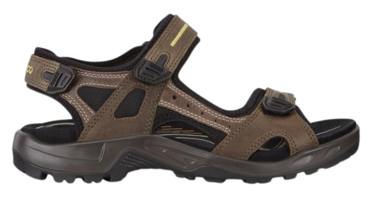 Ecco Men’s Offroad are suited for most foot types.