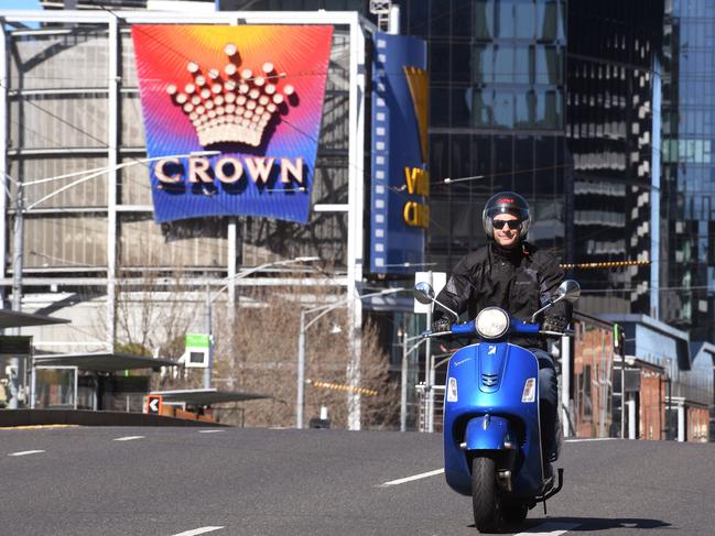 Crown hits back in gambling addict lawsuit