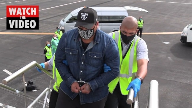 Notorious bikie bosses deported to NZ