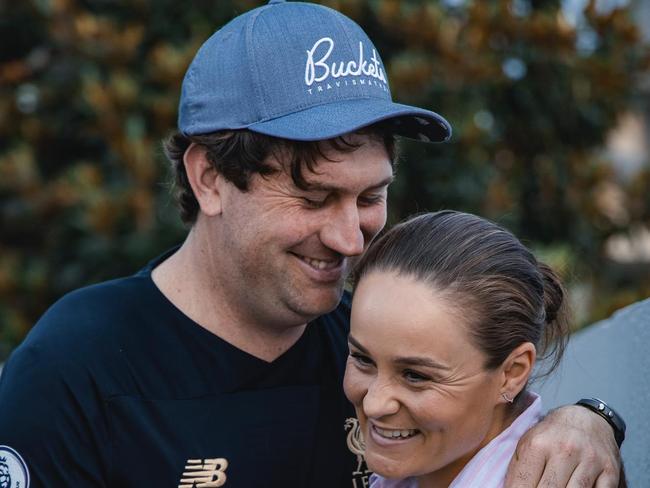 Australian tennis star Ash Barty has announced her engagement to boyfriend Garry Kissick. Source - https://www.instagram.com/p/CWnDVdFBDJ_/