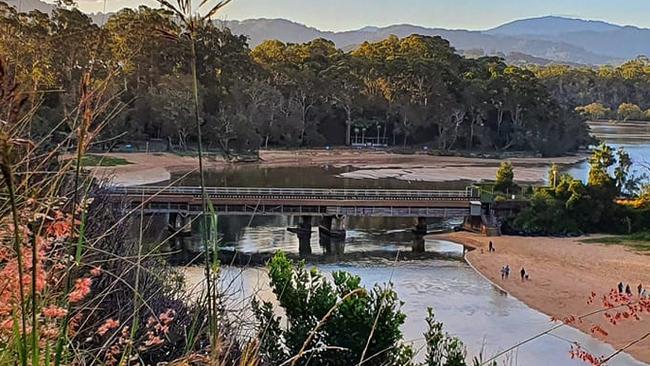 Boambee Creek and the bridge captured by Bronwyn Hawkes.