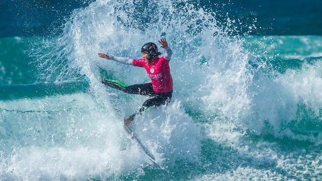 Sally Fitzgibbons rocking a helmet to protect and injured ear.