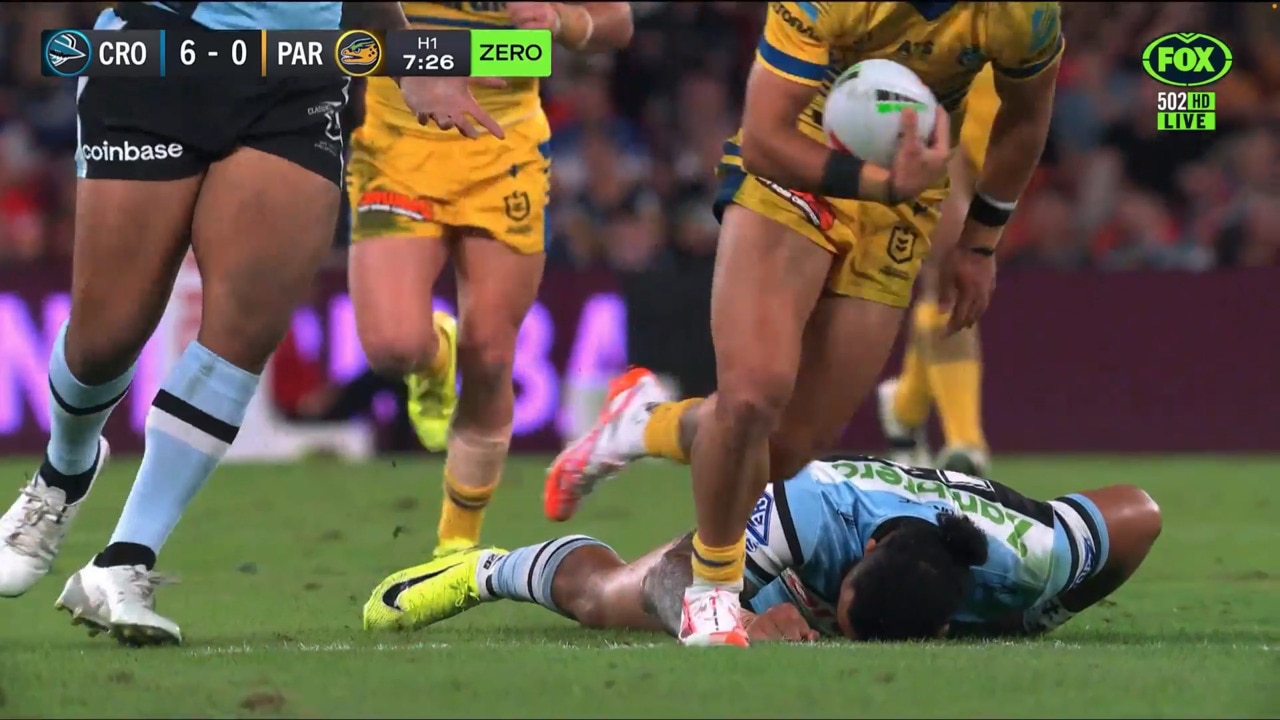 Talakai knocked out making try saver
