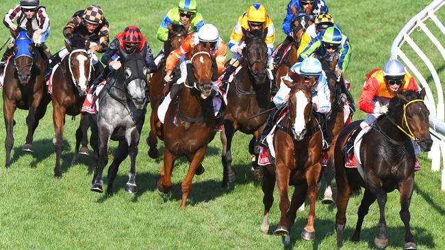 As the field turns for home those handy runners look to tackle the leading pair. Picture: Getty Images