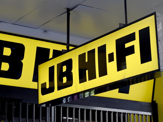 MELBOURNE, AUSTRALIA - NewsWire Photos FEBRUARY 14, 2022: Generic images of JB Hi-Fi retail store on Chapel Street Prahran in inner Melbourne. Picture: NCA NewsWire / Andrew Henshaw