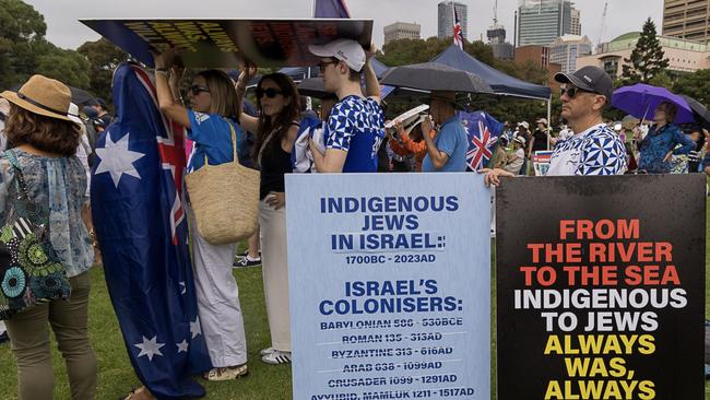 The Never Again is Now group says Australians should fight to ensure the Jewish people are allowed to retain their land in the face of opposition from other groups seeking to wipe them out.