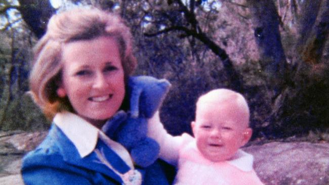 Lynette Dawson with her daughter Shanelle.