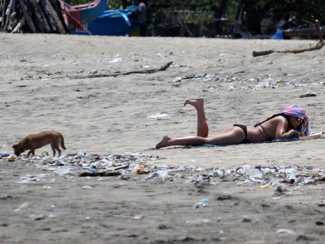 Schapelle Corby relaxes with Luna. Picture: Supplied