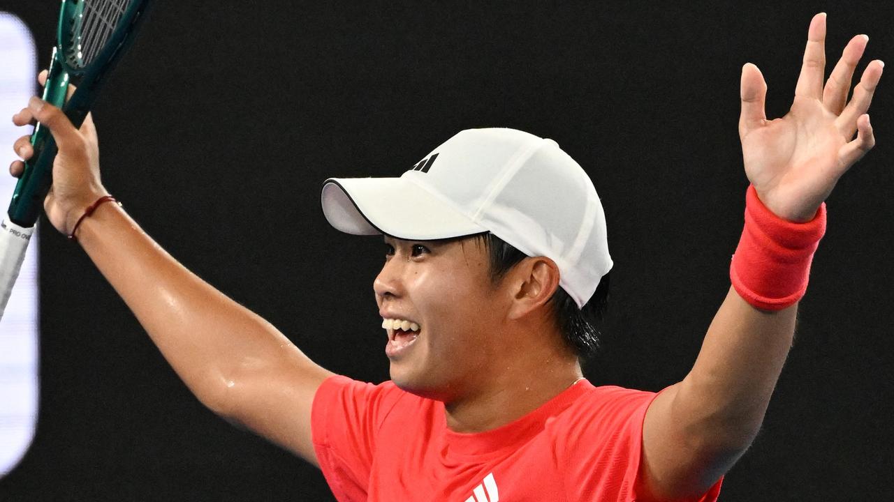 Learner Tien beat the Australian Open’s late night king. (Photo by Paul Crock / AFP)-