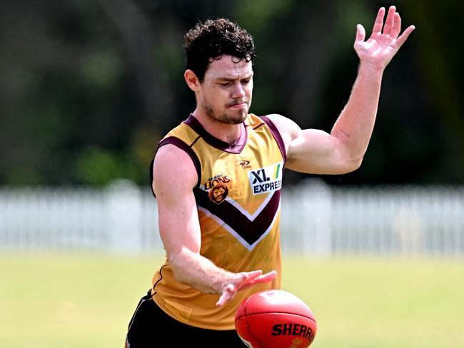 Lachie Neale’s price in KFC SuperCoach could prove an absolute steal if he returns to his Brownlow form. Picture: Bradley Kanaris/Getty Images