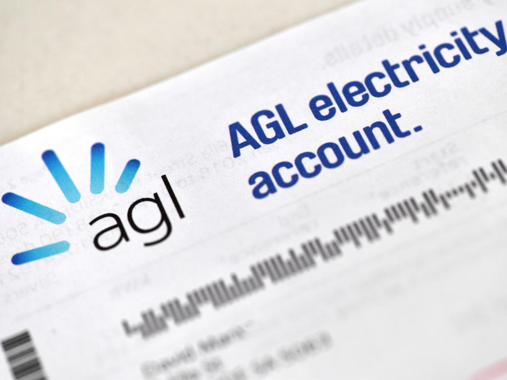 AGL bows to loyalty tax pressure agrees to offer discounts to regular