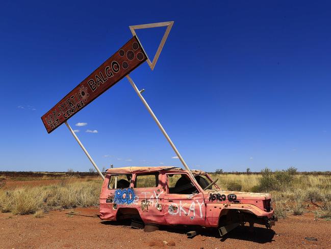 The turn-off for Balgo from the Tanami Road. Picture: Adam Head