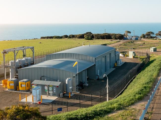 Kangaroo Island's new desalination plant near Penneshaw is now up and running and delivering up to two ML a day to residents and businesses.