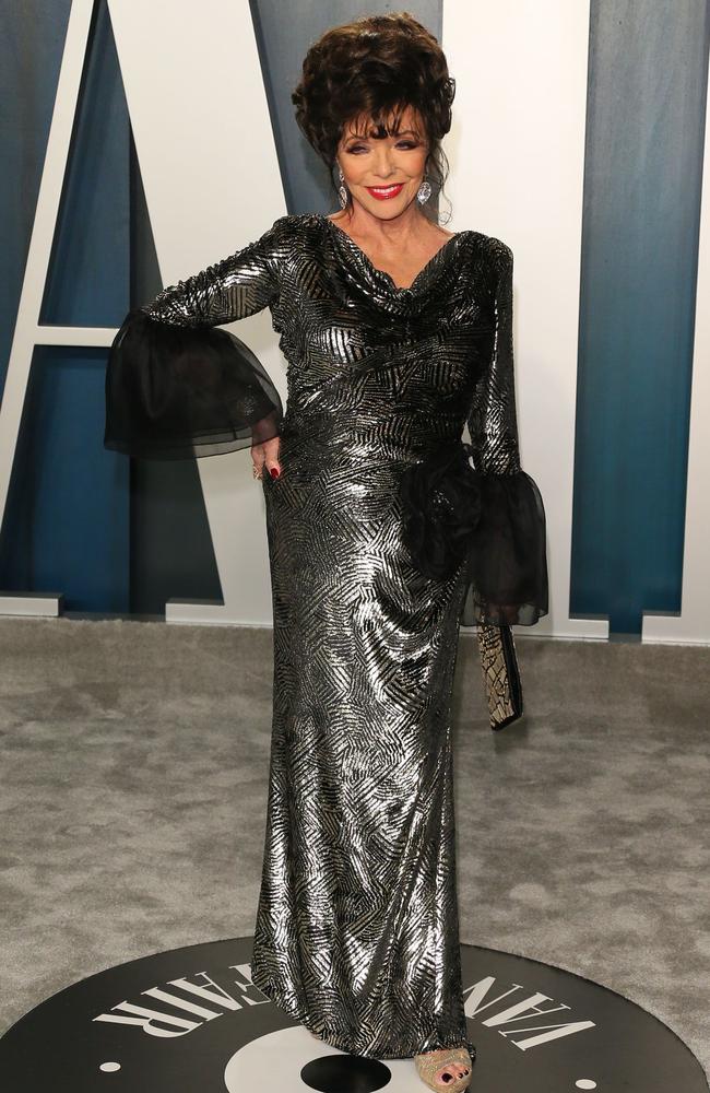 Joan Collins attends the 2020 Vanity Fair Oscar Party at The Wallis Annenberg Center for the Performing Arts in Beverly Hills, Califronia on February 9, 2020. (Photo by Jean-Baptiste Lacroix / AFP)